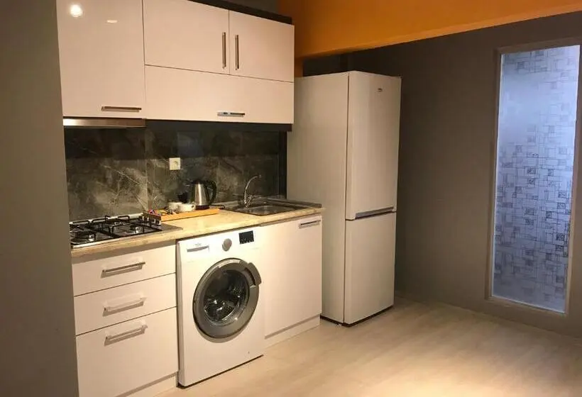 スイート, Hancilar Otel