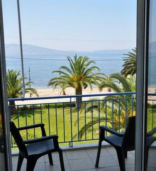 חדר סטנדרט, Elena