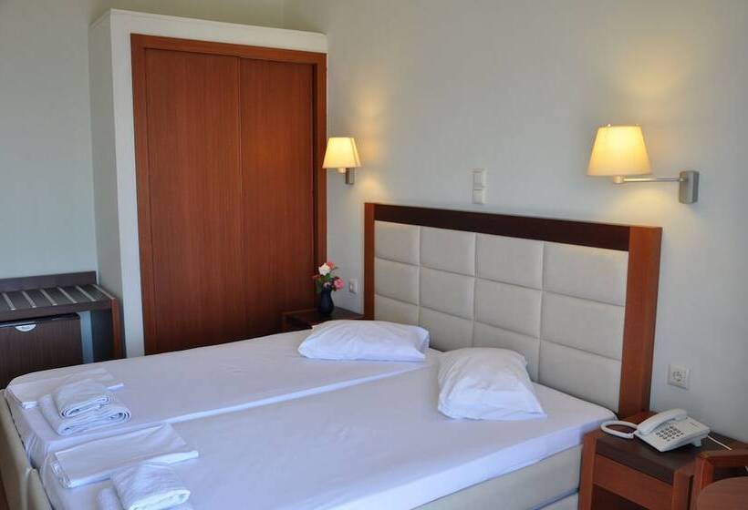 חדר סטנדרט, Elena