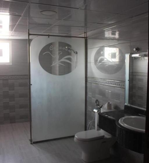 디럭스 패밀리 룸, Corniche Palace