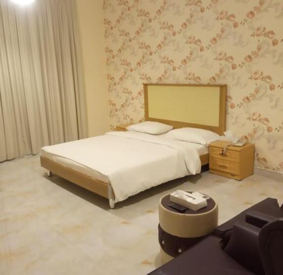 스탠다드 룸, Corniche Palace