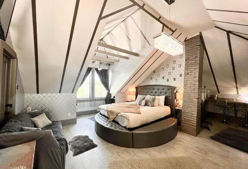 חדר דלוקס עם מיטת קינג, 1001 Nights Historic Bed And Breakfast Adults Only