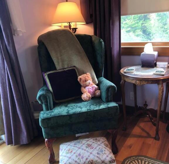 디럭스 트리플 룸, Coppertoppe Inn & Retreat Center