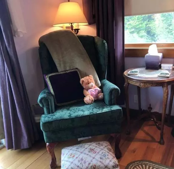 デラックストリプルルーム, Coppertoppe Inn & Retreat Center