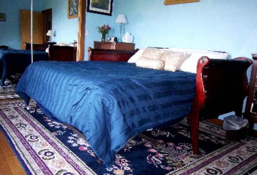 스탠다드 트리플 룸, Coppertoppe Inn & Retreat Center