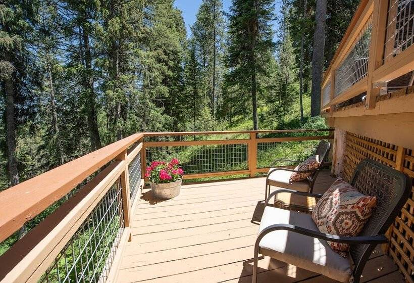 غرفة قياسية, Jackson Hole Hideout