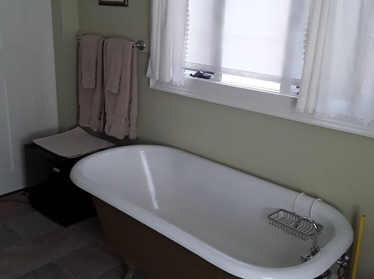 غرفة ديلوكس, Pepper House Inn