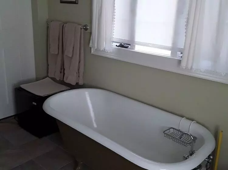 デラックスルーム, Pepper House Inn