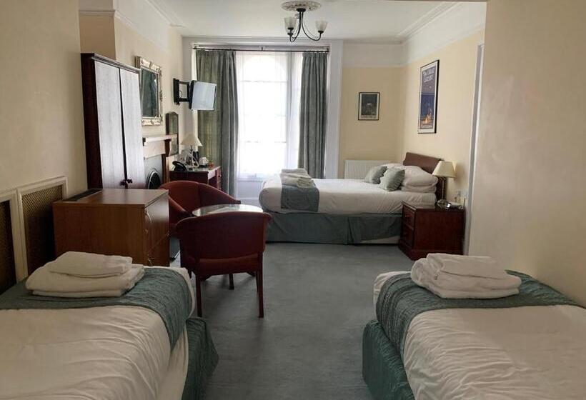 家庭间, Peregrine House