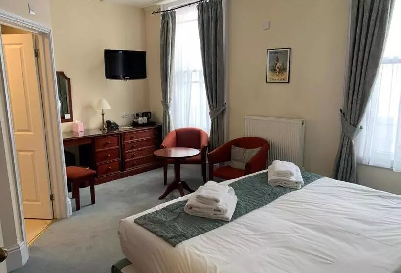 Standard-huone, Peregrine House