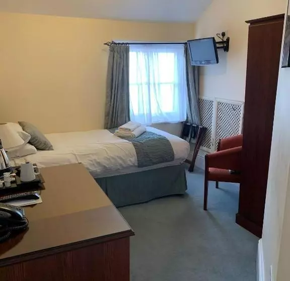 Standard Yhden Hengen Huone, Peregrine House