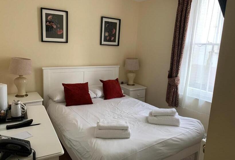 Номер Basic, Peregrine House