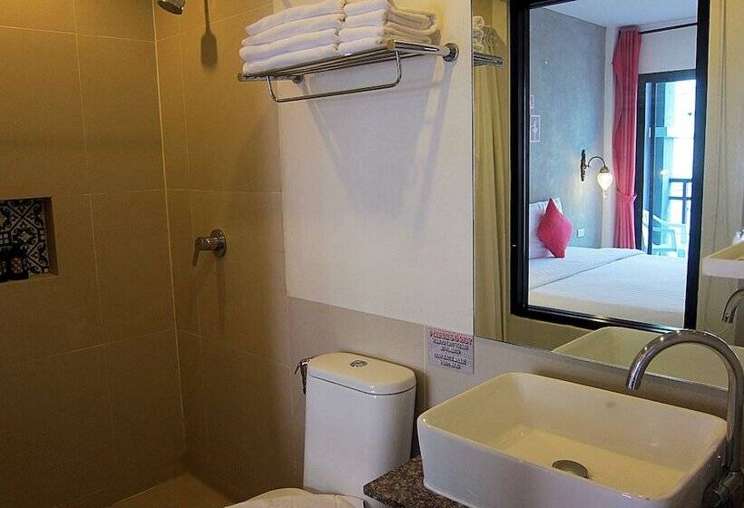수피리어 룸, Acca Patong Apartments