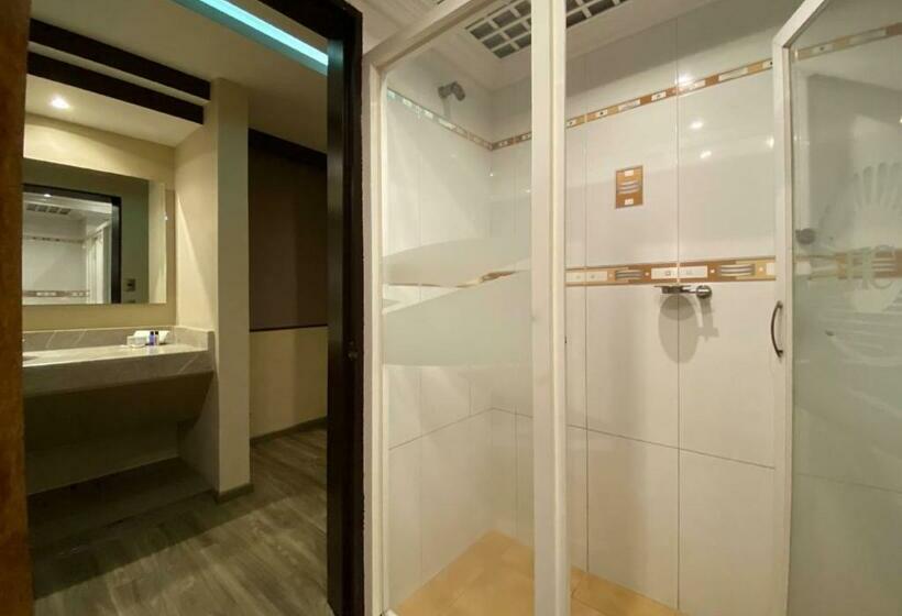 Номер Superior Кровать Кинг, Escala Central Del Norte