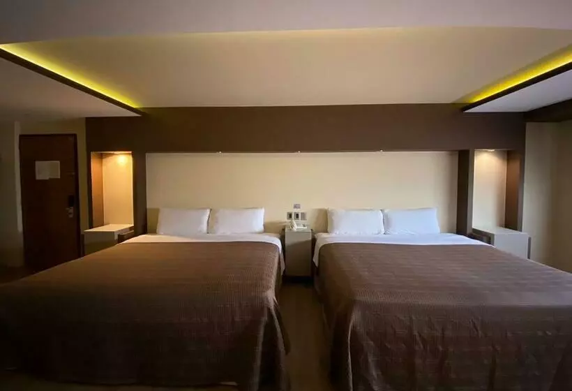 デラックスルーム, Escala Central Del Norte