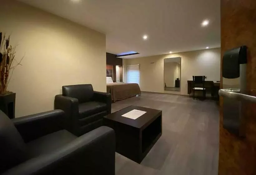 バスタブ付きスタンダードルーム, Escala Central Del Norte