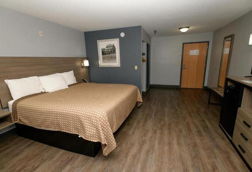 غرفة قياسية سرير كينج, Hometown Innringgold