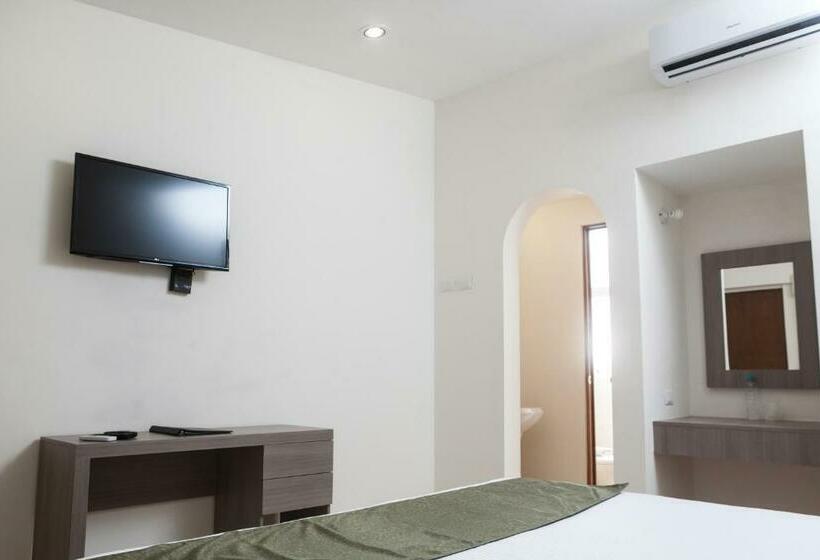 اتاق استاندارد با تخت بزرگ, La Riviera