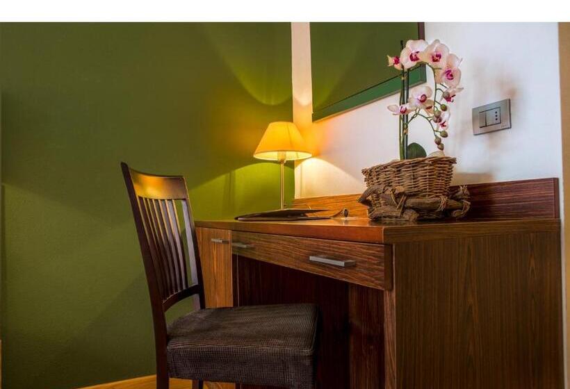 Номер Economy, Lago Di Garda