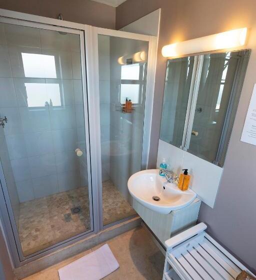 Семейный Номер, Mariner Guesthouse & Villa