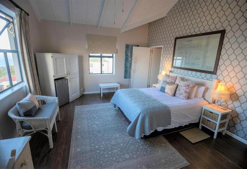 Семейный Номер, Mariner Guesthouse & Villa