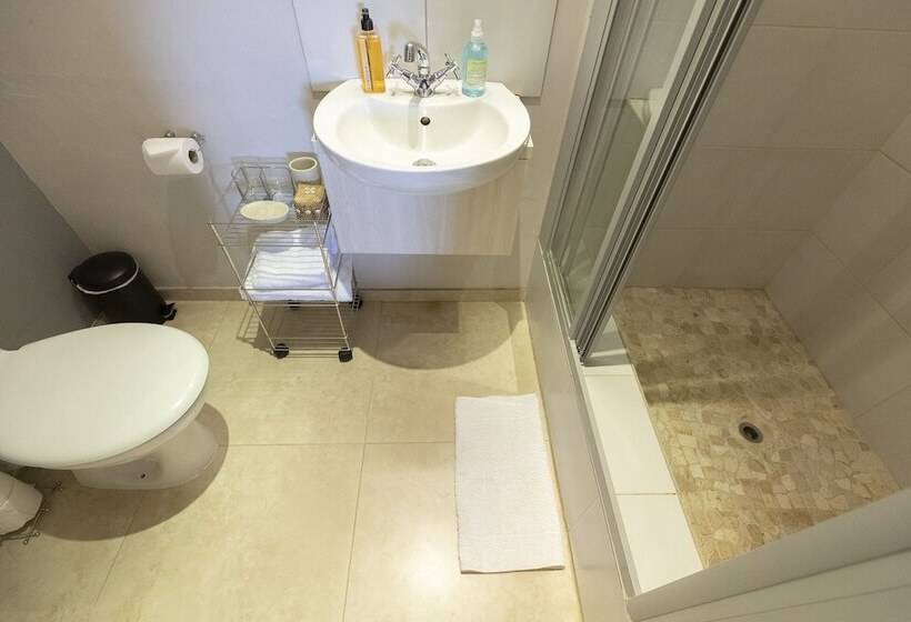 غرفة عائلية, Mariner Guesthouse & Villa