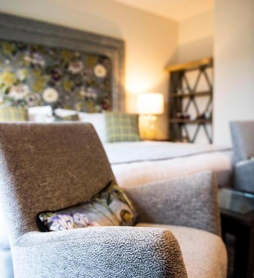 اتاق استاندارد با بالکن, Peak Edge