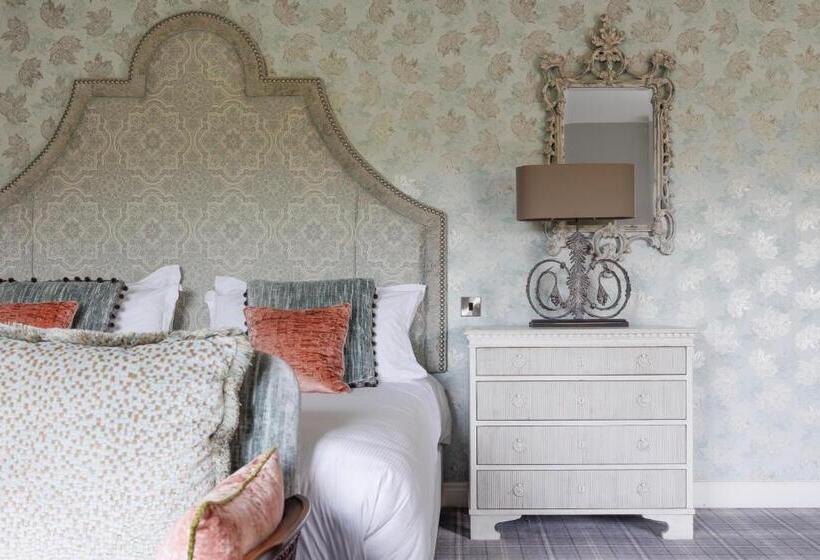 اتاق استاندارد با چشم‌انداز باغ, Peak Edge