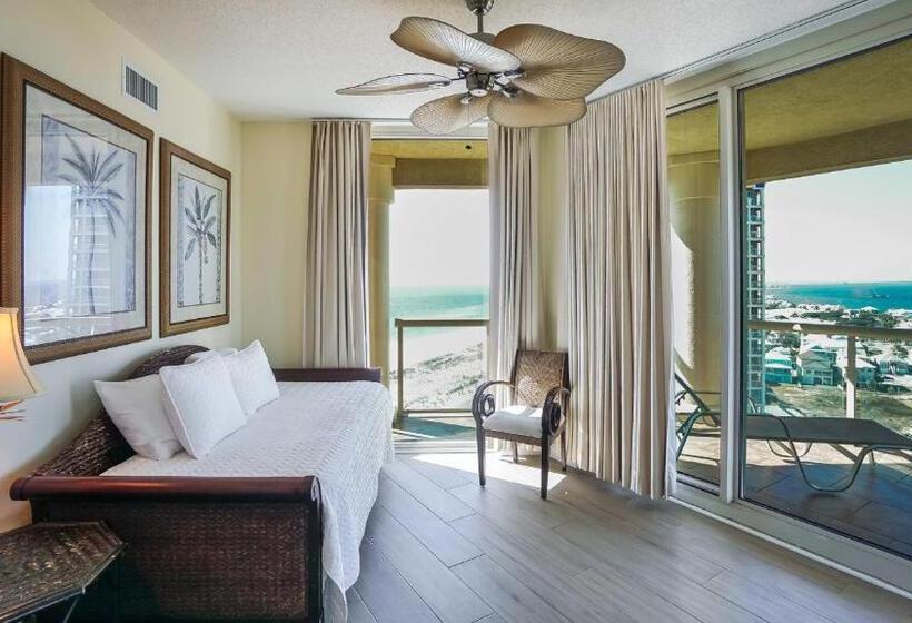 Апартаменты 3 Спальни Вид на Море, Portofino Island Resort