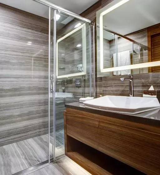 اتاق لوکس با چشم‌انداز دریا, Sheraton Grand Samsun