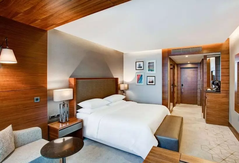 اتاق لوکس با چشم‌انداز دریا, Sheraton Grand Samsun