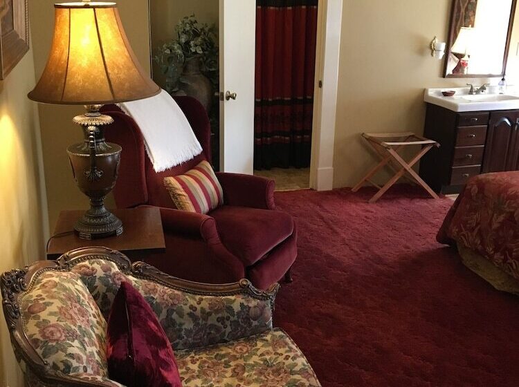 Номер Стандарт, The Courtland Hotel & Spa