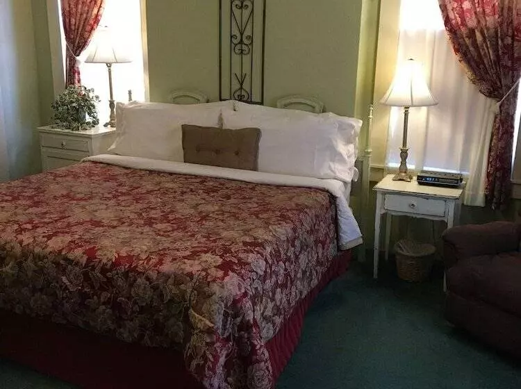 キングサイズベッドのスタンダードルーム, The Courtland Hotel & Spa
