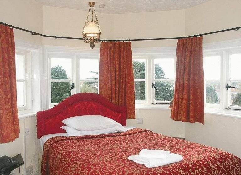 חדר סטנדרט, The Grange