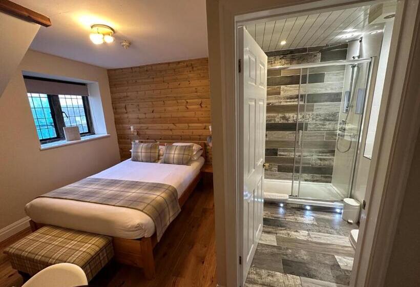 スタンダードルーム, The Great House