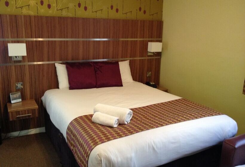 ファミリールーム, Tower House