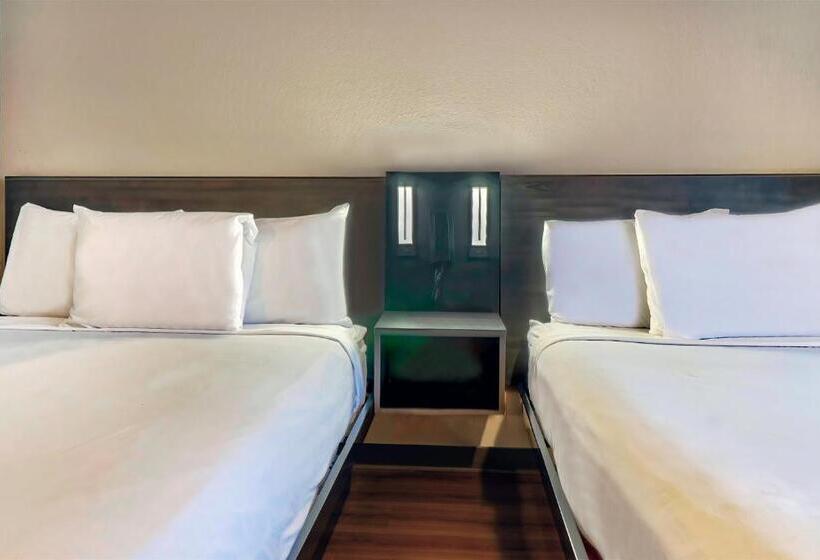 חדר דלוקס לארבעה, Motel 6el Monte, Ca  Los Angeles