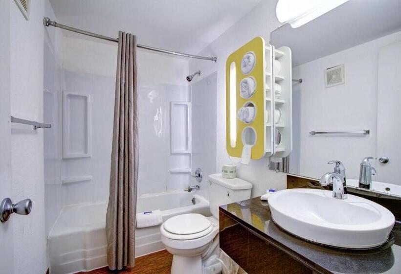 4인용 스탠다드 룸, Motel 6 Richfield, Oh