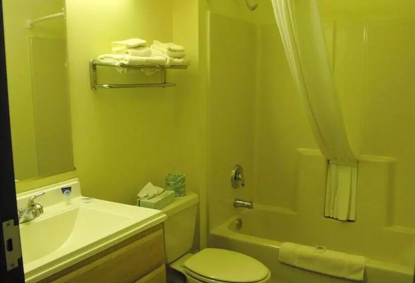 ２ダブルベッドのスタンダードルーム, Americas Best Value Inn Three Rivers