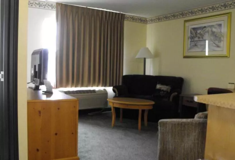 キングサイズベッドのスイートルーム, Americas Best Value Inn Three Rivers