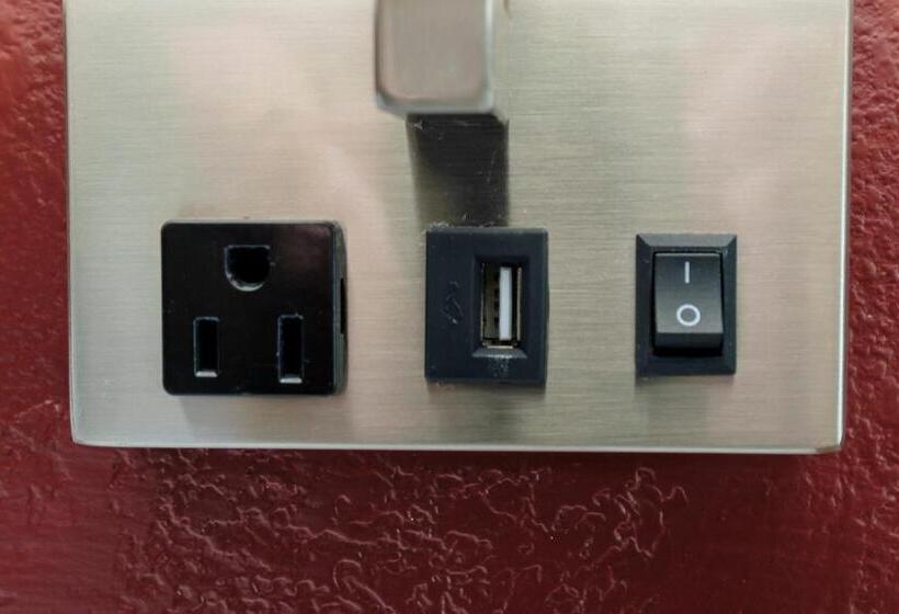 اتاق دلوکس مخصوص معلولین, Red Roof Inn Gadsden