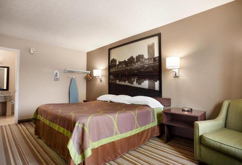 غرفة قياسية سرير كينج, Super 8 By Wyndham Jackson