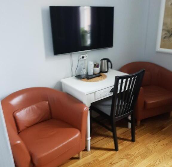 キングサイズベッドのスタンダードルーム, Nora Stadshotell, Sure Hotel Collection By Best Western