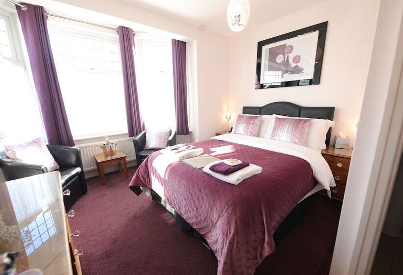 Номер Стандарт, Toulson Court