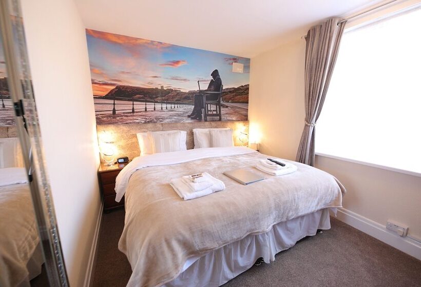 Номер Стандарт, Toulson Court