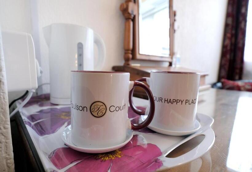 Номер Стандарт, Toulson Court