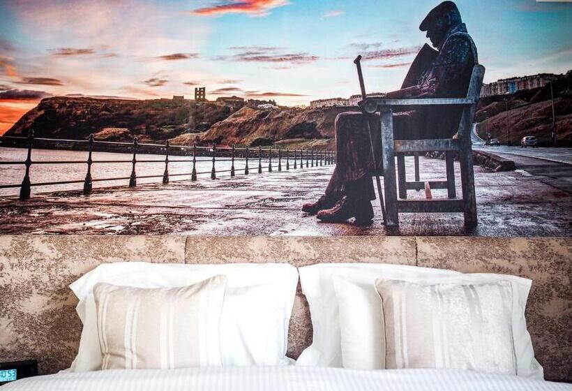 Номер Стандарт, Toulson Court