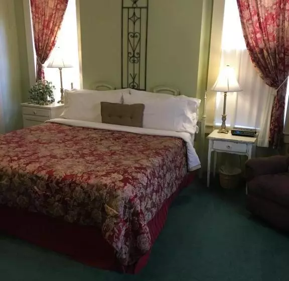 キングサイズベッドのデラックスルーム, The Courtland Hotel & Spa