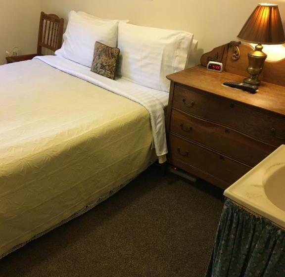 Номер Стандарт, The Courtland Hotel & Spa