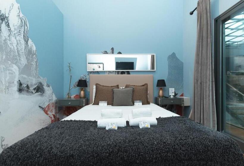 اتاق استاندارد چهار تخته, Lisbon Destination Hostel